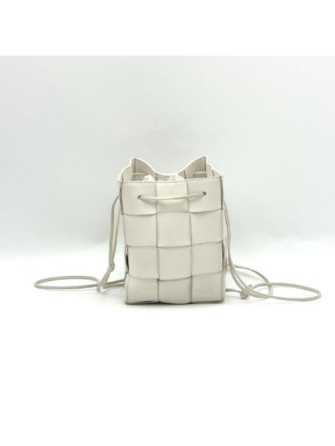 Other Designers Bottega - Bottega Veneta White Leather Cassette Bucket Crossbody Small 680218 VCQC4 9009 (Built-in Chip)