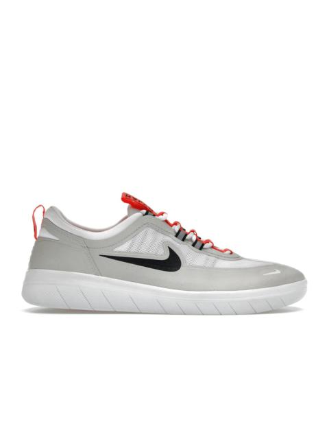Nike Nike SB Nyjah Free 2 Neutral Grey Bright Crimson