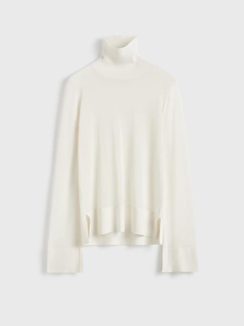TOTEME Slit sleeve turtleneck white