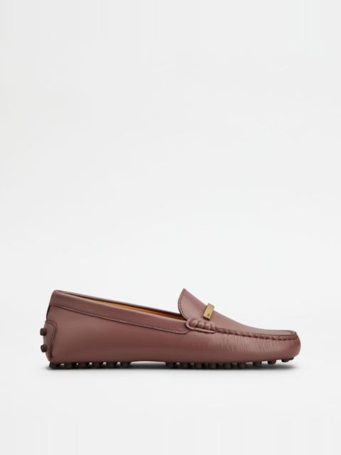 Tod's GOMMINO DRIVING SHOES IN LEATHER - BURGUNDY