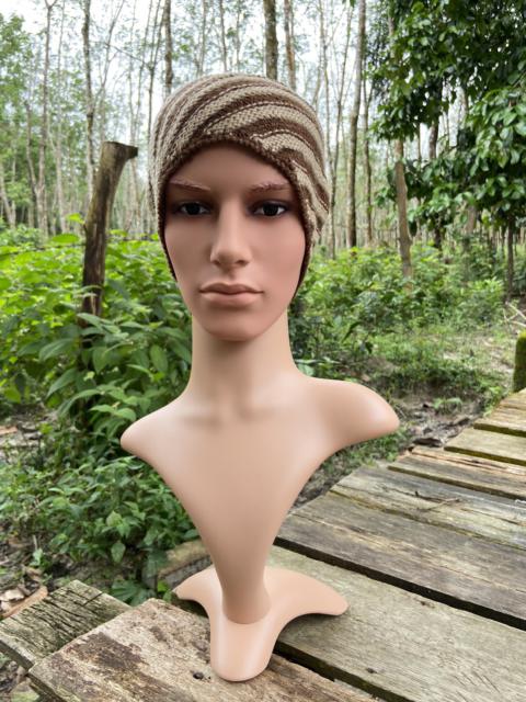 Other Designers Japanese Brand - DOUBLE COLOUR SPIRAL DESIGN KNITTED BEANIE