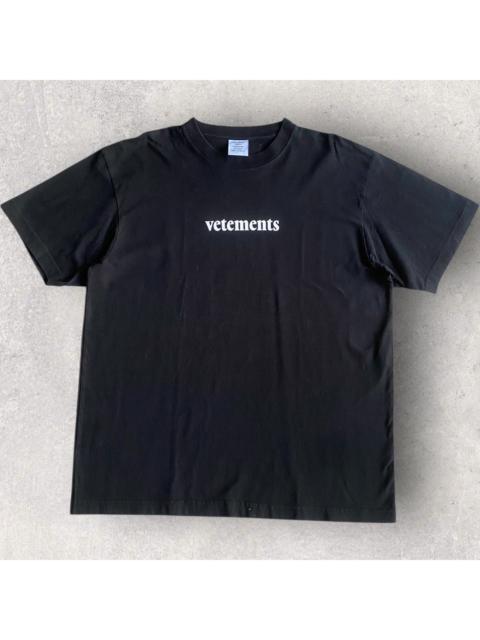 VETEMENTS SS20 Priority Mail T Shirt