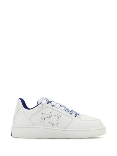 Burberry White leather Stock sneakers