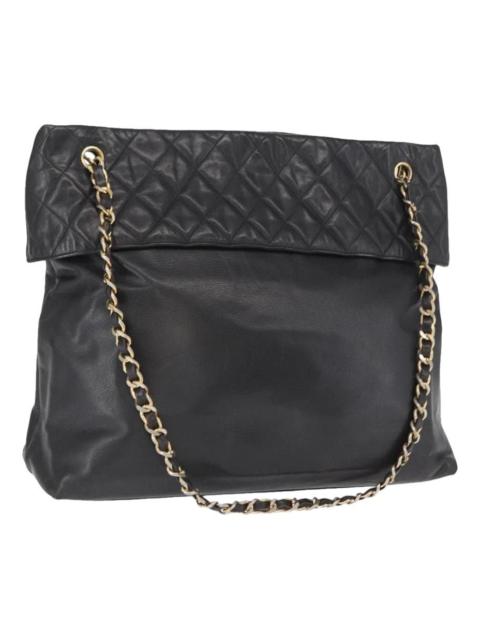 CHANEL Leather handbag