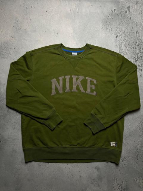 Nike Vintage Crewneck Nike boxy center swoosh y2k fits logo USA