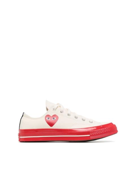 Comme des Garçons PLAY CONVERSE LOW 'CHUCK TAYLOR' SNEAKER RED SOLE - OFF WHITE