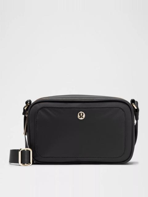 lululemon Crossbody Camera Bag 2L