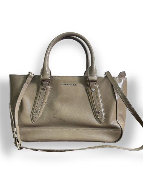 Burberry Burberry Horseferry House Patent Leather Handbag