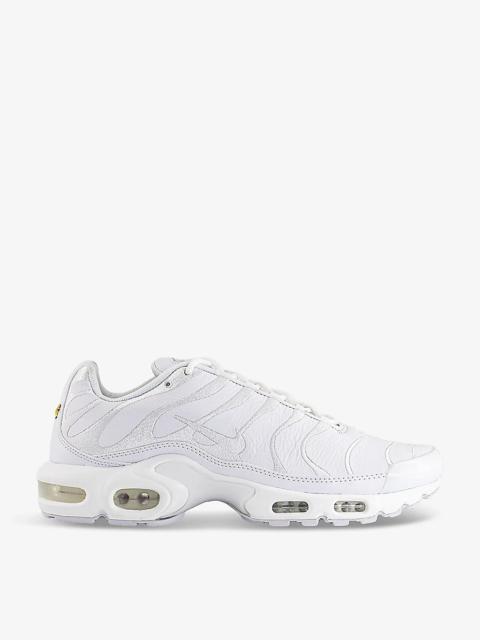 Nike Air Max Plus brand-embroidered leather low-top trainers