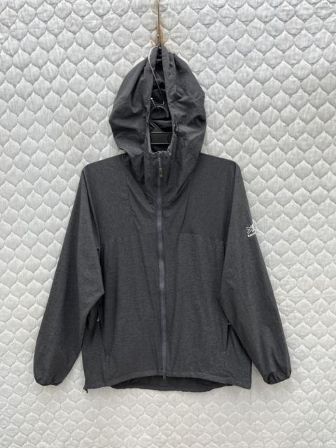 Other Designers Sportswear - 🔥🔥🔥STEALS KARRIMOR HOODIE LIGHT JACKET