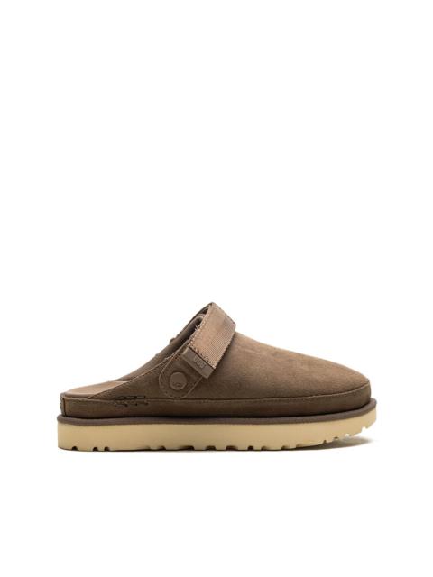 UGG Goldenstar slippers