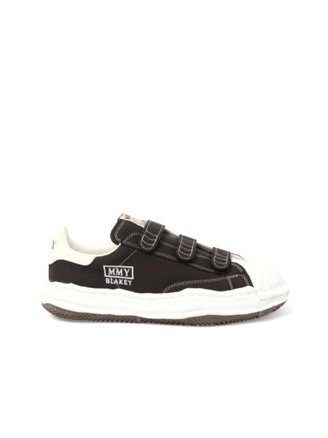 Maison MIHARAYASUHIRO Blakey OG Velcro Sneaker in Black