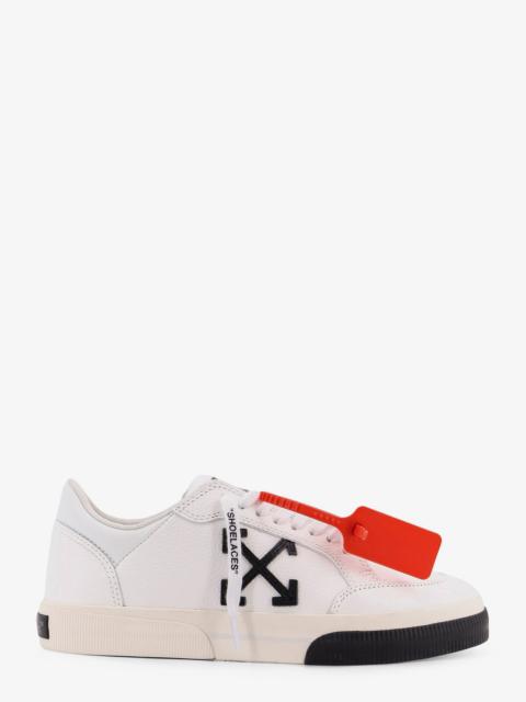 Off-White Off White Men Vulc Low Low-Top Leather Sneakers
