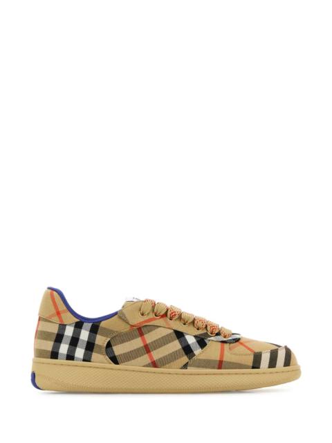 Burberry Burberry Men Embroidered Fabric Box Sneakers
