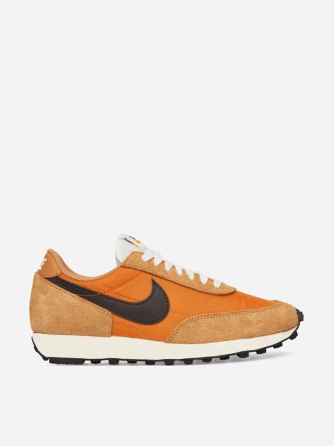 Nike Daybreak Sneakers Flax / Velvet Brown
