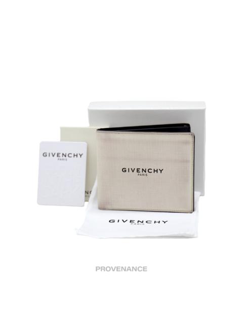 Givenchy Givenchy Glow In The Dark 8CC Bifold Wallet - White Black