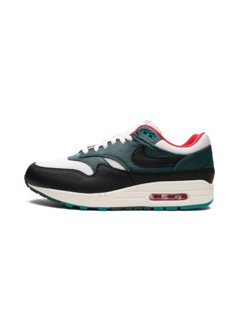 Nike Air Max 1 "LeBron James x Liverpool"