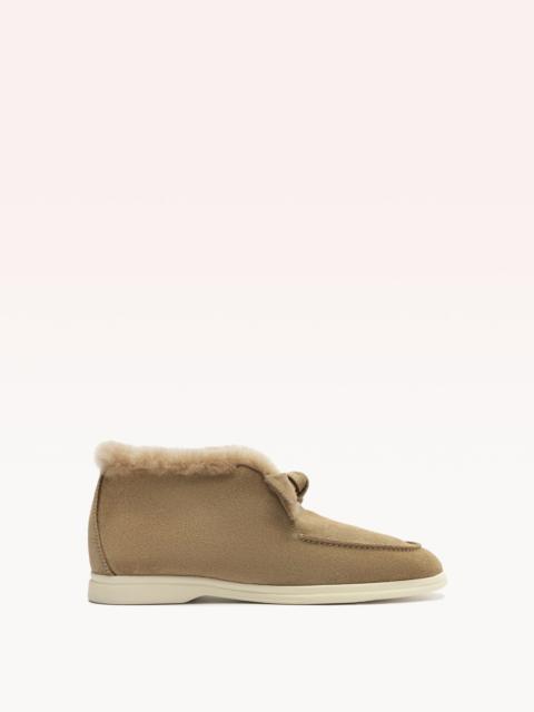 ALEXANDRE BIRMAN CLARITA SHEARLING SLIP ON BOOTIE SEMOLINA
