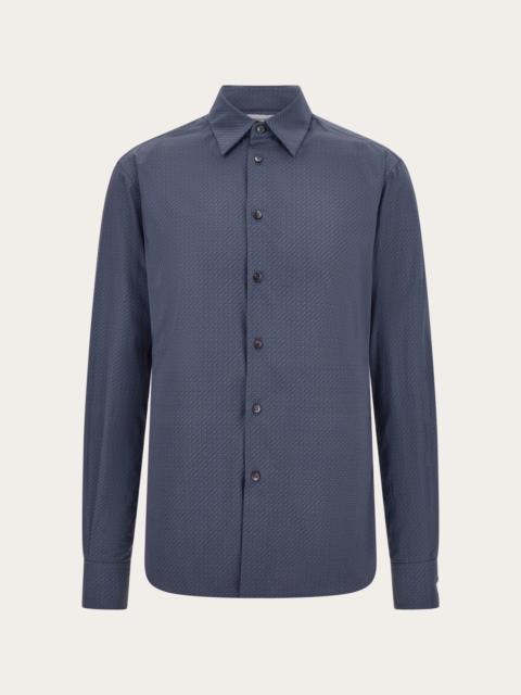 Micro-patterned shirt