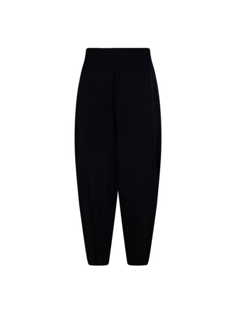 drop-crotch trousers