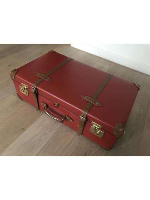 Globe-Trotter Brand new - Centenary 30'' Extra Deep Suitcase - Red Tan
