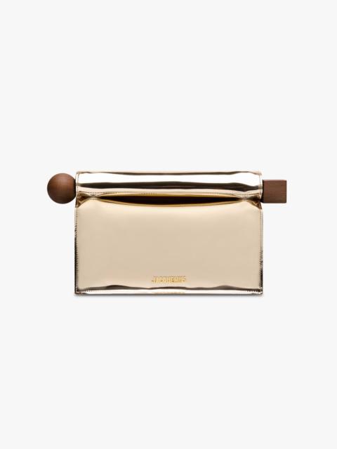 JACQUEMUS LA PETITE POCHETTE ROND CARRE BAG | GOLD