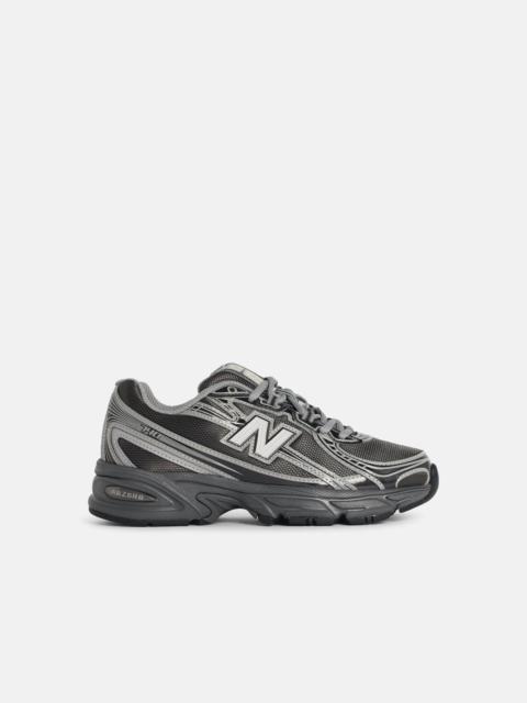 New Balance '740' METALLIC BLACK TECH FABRIC BLEND SNEAKERS