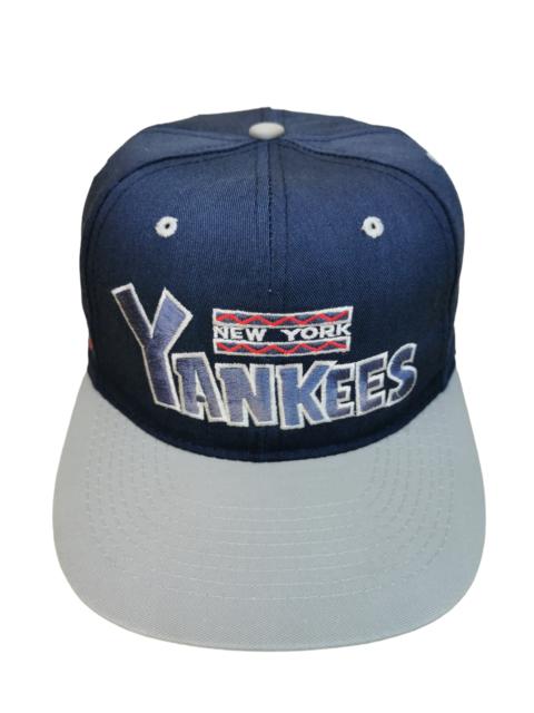 Other Designers New York Yankees - 🔥APRIL SALE🔥 VINTAGE NEW YORK YANKEES HAT CAP