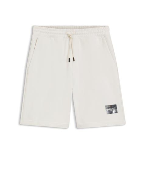 HUGO TORTOISE-LOGO SHORTS IN COTTON TERRY