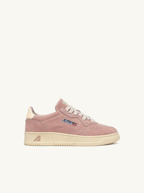 AUTRY MEDALIST LOW SNEAKERS IN SILK AND OFF WHITE SUEDE