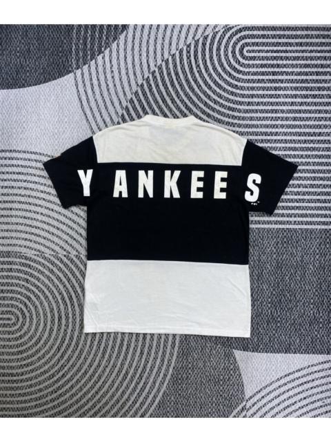 Other Designers New York Yankees - Vtg Yankees Big Logo Block Color Shortsleeve Shirt