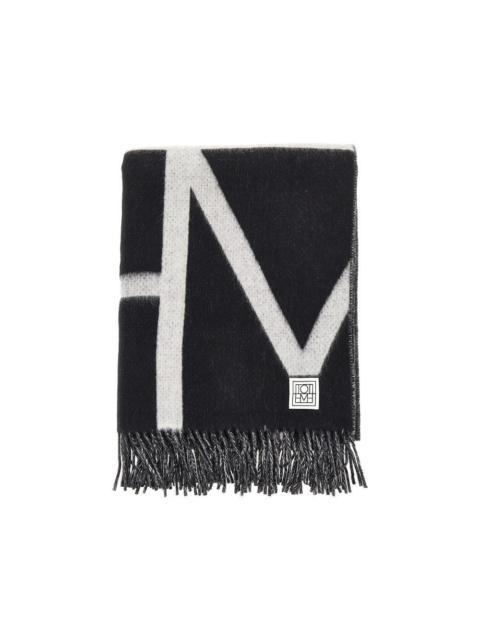 TOTEME Toteme Brushed Wool Monogram Scarf Black