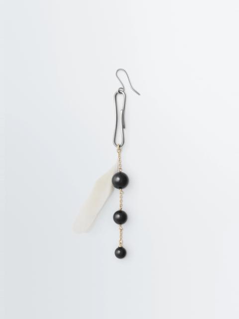 Lemaire DOT EARRING WITH ONYX AND ROOSTER FEATHER