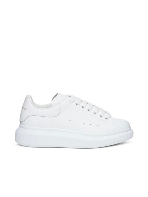 Alexander McQueen Alexander Mcqueen women’s oversized sneakers in white