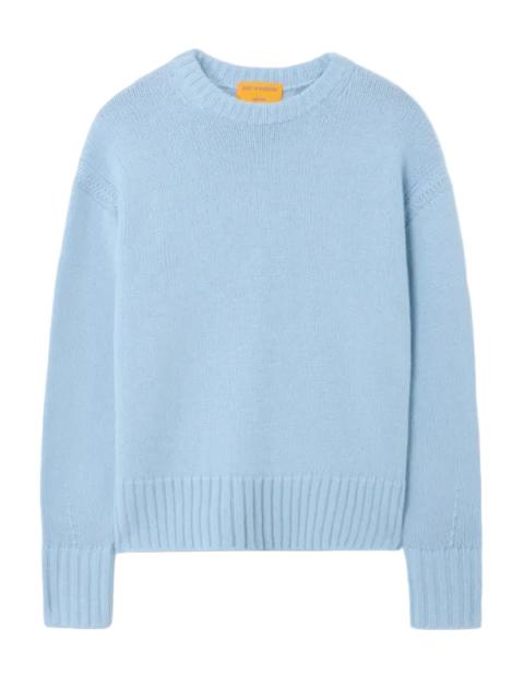 GUEST IN RESIDENCE Cozy Crew in Clear Sky