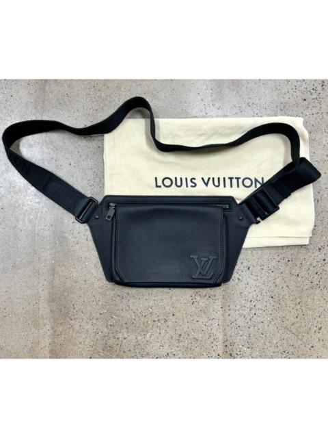 Louis Vuitton Louis Vuitton Takeoff Crossbody/Shoulder Bag