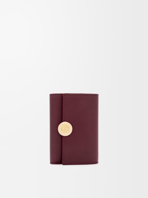 Loewe Pebble small vertical wallet in shiny nappa calfskin