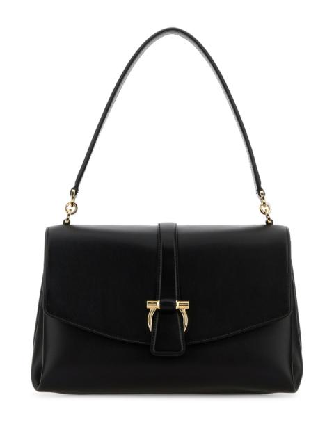 FERRAGAMO Black leather shoulder bag