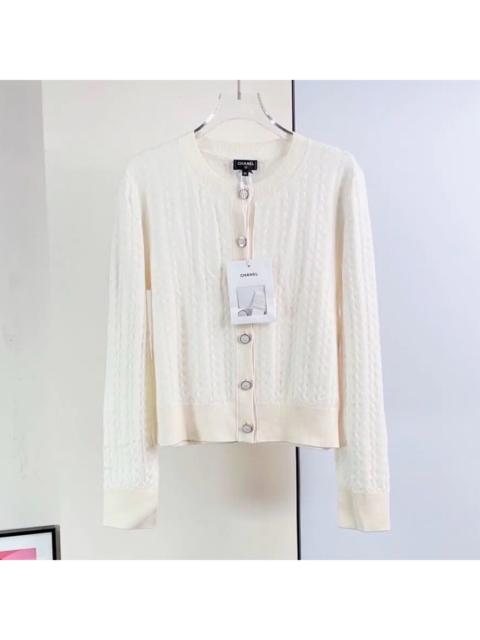 CHANEL Chanel 24B off-white cashmere knit cardigan