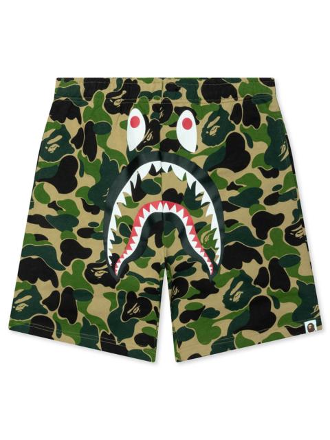 A BATHING APE® ABC CAMO SHARK SWEAT SHORTS - GREEN