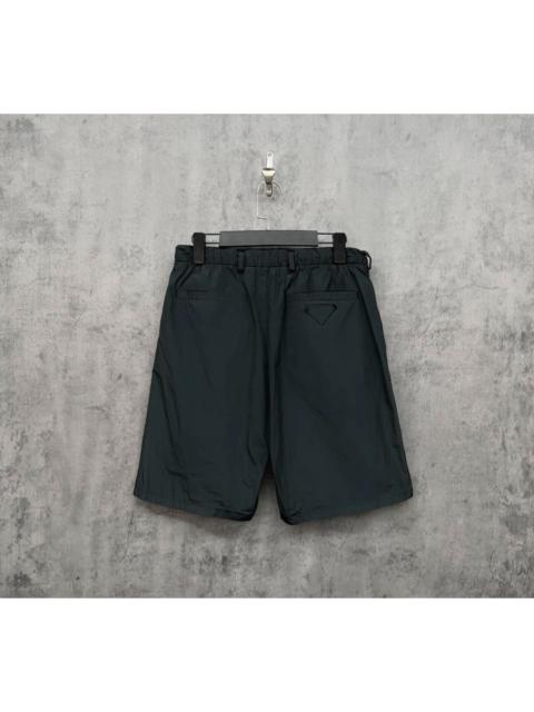 Prada Prada's new triangular logo nylon grey-black shorts