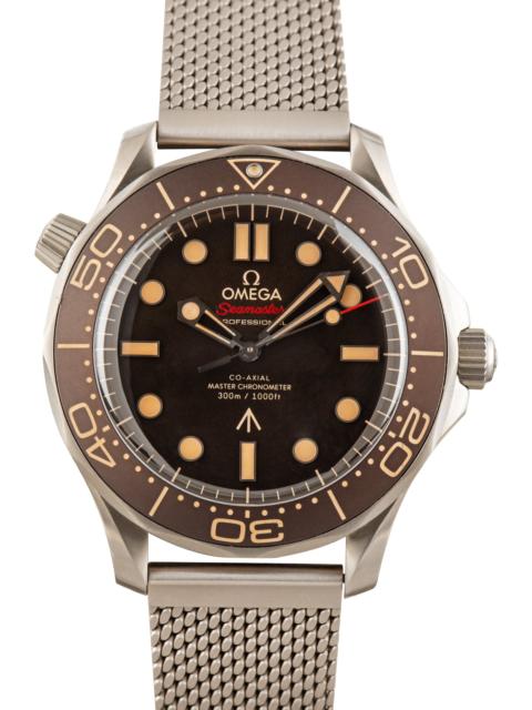 OMEGA Pre-Owned Titanium Omega Seamaster Diver 300M 007 Edition Brown Dial