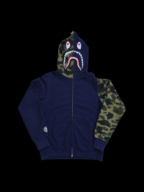 A BATHING APE® OG Bape Camo Shark Hoodie