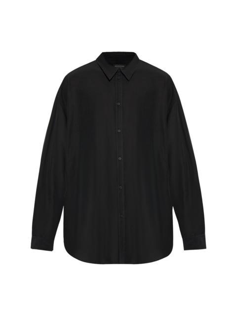 loose-fit shirt