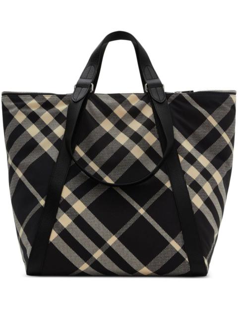 Burberry Burberry Shoulder Bags