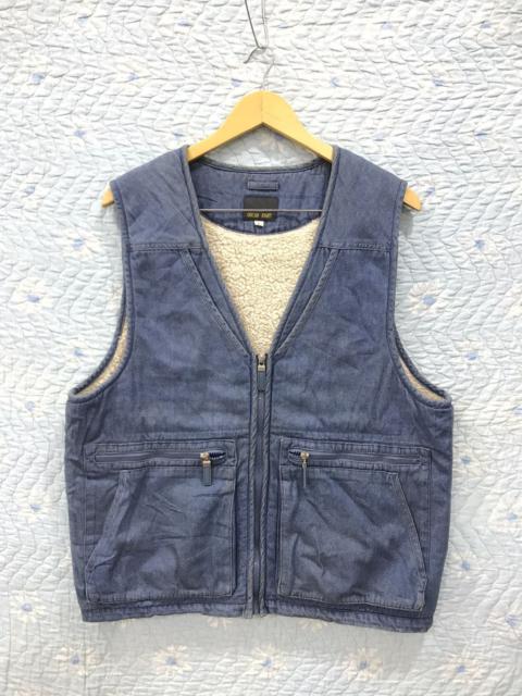 Streetwear - C76. OSCAR JONES VEST