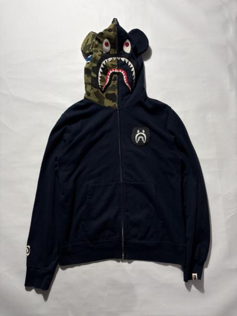 A BATHING APE® BAPE-BE@RBRICK MEDICOM TOY SHARK FULLZIP JACKET