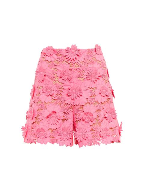 Oscar de la Renta Appliqué floral lace shorts