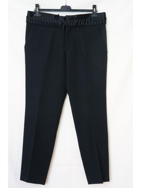 Laced trousers