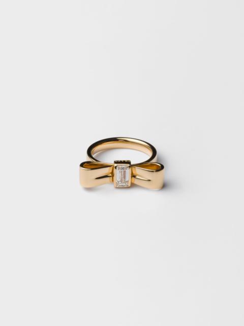 Prada Eternal Gold Bow signet ring - Yellow gold with lab-created diamond